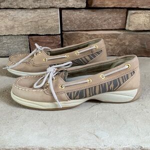 3-$30 SPERRY size 5 leather loafers with animal print